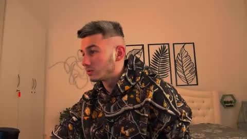 devin_ho online show from February 27, 1:48 am