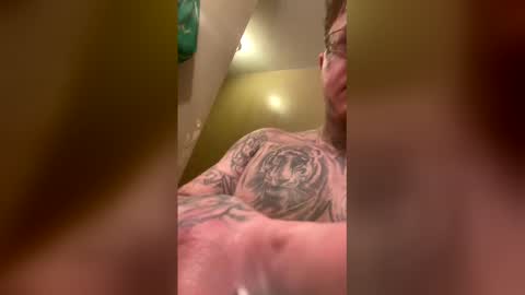 Snapshot of devinfillps chatting on February 17, 6:21 am devinfillps online show from February 17, 6:21 am