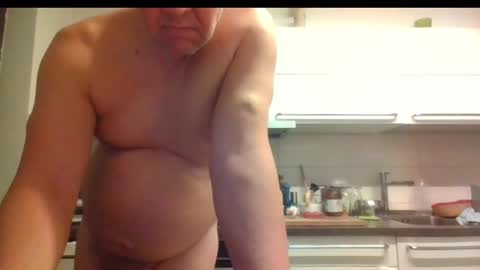 Snapshot of devon_nite chatting on December 6, 12:23 am Devon online show from December 6, 12:23 am