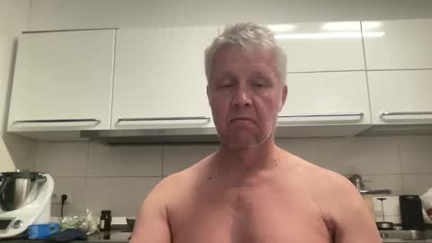 Snapshot of devon_nite chatting on September 8, 9:14 pm Devon online show from September 8, 9:14 pm