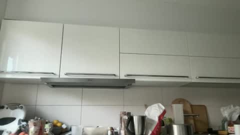 Snapshot of devon_nite chatting on October 1, 9:59 am Devon online show from October 1, 9:59 am