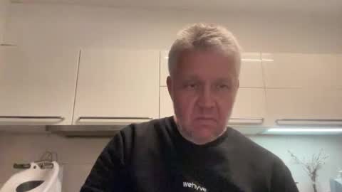 Snapshot of devon_nite chatting on October 5, 10:51 pm Devon online show from October 5, 10:51 pm