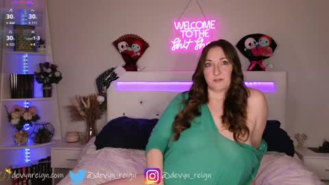 Snapshot of devynreign chatting on March 27, 4:40 am Devyn Reign online show from March 27, 4:40 am