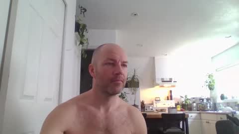 dex12112111 online show from April 23, 5:04 pm