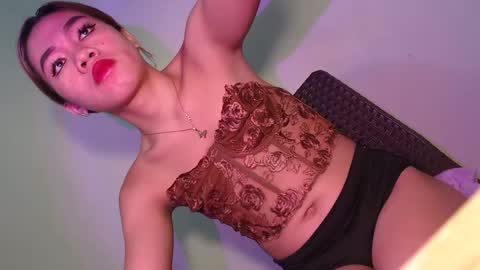 dexie121698 online show from March 11, 3:05 am