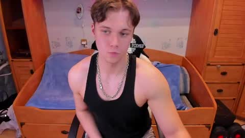 Dexter online show from May 4, 4:58 pm