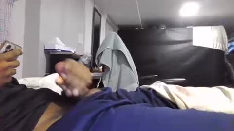 Snapshot of deyhfd chatting on November 2, 7:16 pm deyhfd online show from November 2, 7:16 pm