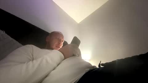 deznuts130 online show from February 7, 3:12 am