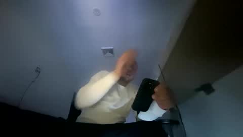 deznuts130 online show from February 27, 5:56 am