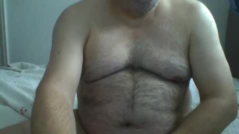 Snapshot of dgdgn chatting on November 10, 11:31 am dgdgn online show from November 10, 11:31 am