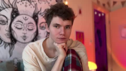 Snapshot of di_n_alex chatting on December 29, 10:12 am Di Alex online show from December 29, 10:12 am