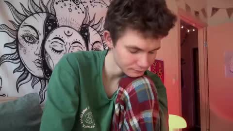 Snapshot of di_n_alex chatting on January 3, 10:20 am Di Alex online show from January 3, 10:20 am