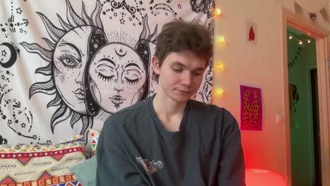 Snapshot of di_n_alex chatting on January 12, 10:02 am Di Alex online show from January 12, 10:02 am