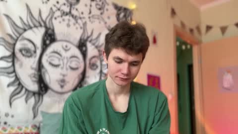 Snapshot of di_n_alex chatting on January 17, 9:49 am Di Alex online show from January 17, 9:49 am