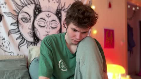 Snapshot of di_n_alex chatting on January 30, 11:11 am Di Alex online show from January 30, 11:11 am