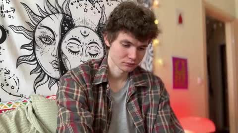 Snapshot of di_n_alex chatting on February 12, 10:14 am Di Alex online show from February 12, 10:14 am