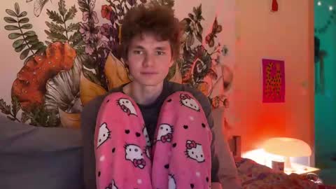 Snapshot of di_n_alex chatting on February 19, 4:44 pm Di Alex online show from February 19, 4:44 pm