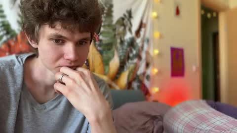 Snapshot of di_n_alex chatting on February 20, 1:40 pm Di Alex online show from February 20, 1:40 pm