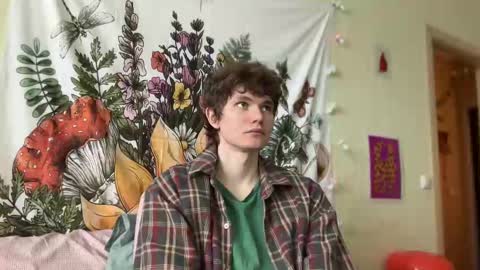 Snapshot of di_n_alex chatting on March 6, 10:52 am Di Alex online show from March 6, 10:52 am