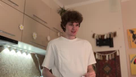 Snapshot of di_n_alex chatting on March 9, 5:17 pm Di Alex online show from March 9, 5:17 pm