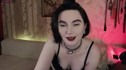 Diana Di Honey online show from December 21, 1:18 pm