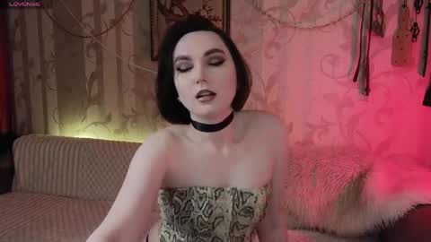 Diana Di Honey online show from April 27, 2:26 pm