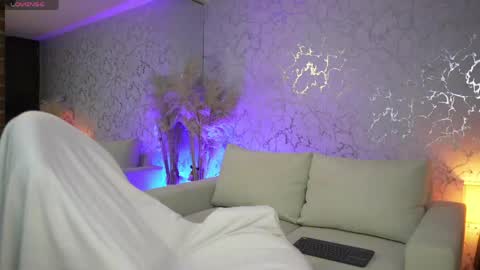 Diego online show from May 25, 2:39 am