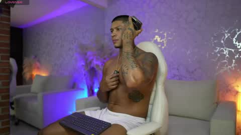 Diego online show from May 28, 9:56 pm