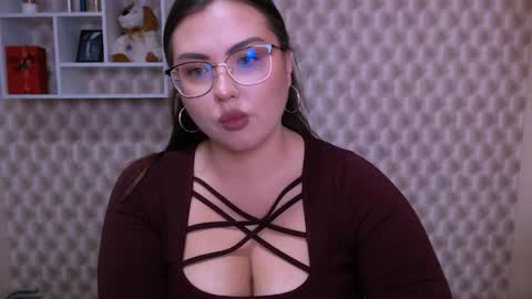 Snapshot of diamantkriss_ chatting on April 6, 6:58 am Kriss online show from April 6, 6:58 am