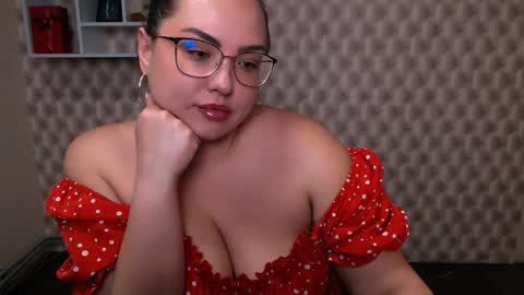 Snapshot of diamantkriss_ chatting on April 10, 7:46 am Kriss online show from April 10, 7:46 am