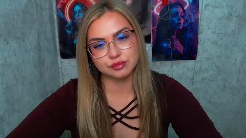 Snapshot of diamantkriss_ chatting on April 29, 7:01 am Kriss online show from April 29, 7:01 am