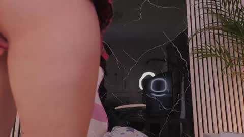 Snapshot of diamond_ava_ chatting on July 20, 10:39 am Thea online show from July 20, 10:39 am
