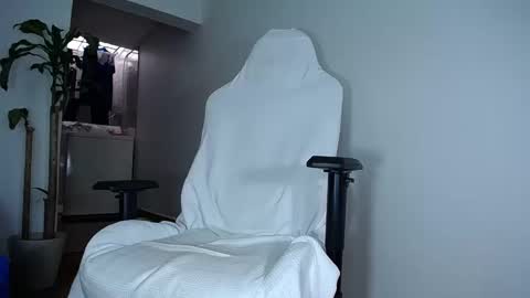 Snapshot of diamond_black00 chatting on February 8, 5:50 pm MaSSimo online show from February 8, 5:50 pm