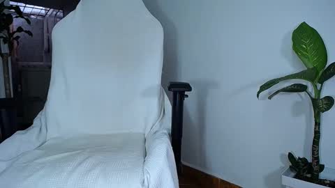 Snapshot of diamond_black00 chatting on March 10, 9:51 pm MaSSimo online show from March 10, 9:51 pm