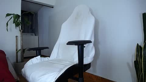 Snapshot of diamond_black00 chatting on September 23, 12:57 am MaSSimo online show from September 23, 12:57 am