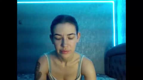 Snapshot of diamond_dana chatting on December 3, 8:29 pm Diamond Dana online show from December 3, 8:29 pm