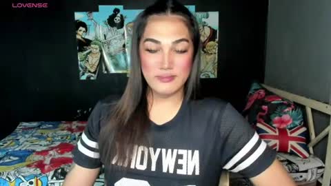 Snapshot of diamond_foxy chatting on July 16, 9:04 am Wency online show from July 16, 9:04 am
