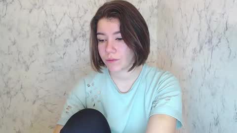 Snapshot of diamond_is chatting on December 15, 3:22 am diamond is online show from December 15, 3:22 am