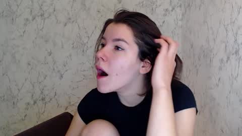 Snapshot of diamond_is chatting on December 21, 5:36 am diamond is online show from December 21, 5:36 am