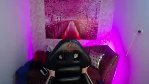 diamond_juliana_ online show from February 3, 6:22 am