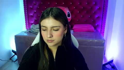 diamond_juliana_ online show from April 28, 3:00 am