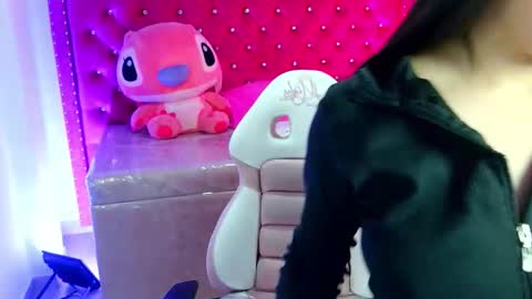 diamond_juliana_ online show from May 27, 3:03 am