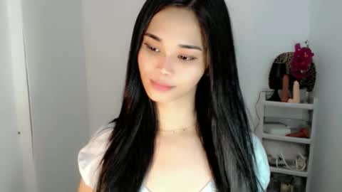 diamond_temptress online show from March 25, 5:57 am
