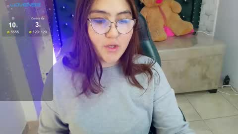 Snapshot of diamondfox_m chatting on May 13, 11:07 am Your Diamond online show from May 13, 11:07 am