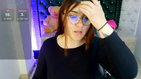 Snapshot of diamondfox_m chatting on May 28, 10:56 am Your Diamond online show from May 28, 10:56 am