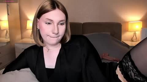 Snapshot of diana__rose chatting on June 2, 8:11 pm diana__rose online show from June 2, 8:11 pm