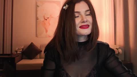 Diana DeLua online show from September 30, 6:13 pm