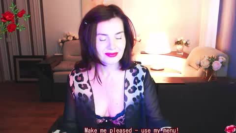 Diana DeLua online show from November 24, 11:10 am