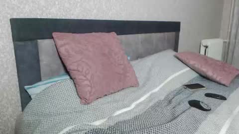 diana_lambert online show from November 24, 6:35 am