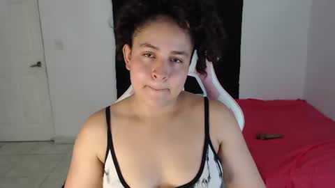 Snapshot of diana_muscle chatting on June 12, 12:53 am diana online show from June 12, 12:53 am